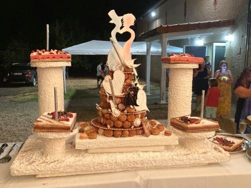 Pièces montée et présentation de dessert
